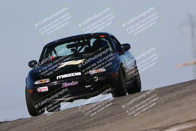 media/Oct-26-2025-CalClub SCCA (Sun) [[8ce1e69566]]/Group 5/Grapevine/